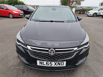 Used Vauxhall Astra 2015 for sale - 76308800: Photo 2