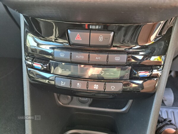 Used Peugeot 208 2019 for sale - 77176000: Photo 24