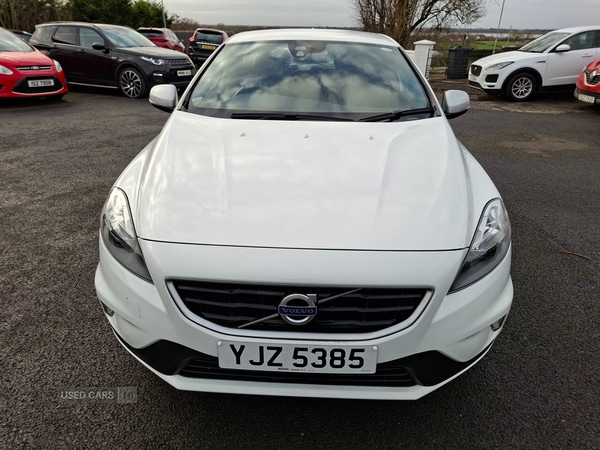 Used Volvo V40 2016 for sale - 77132218: Photo 2