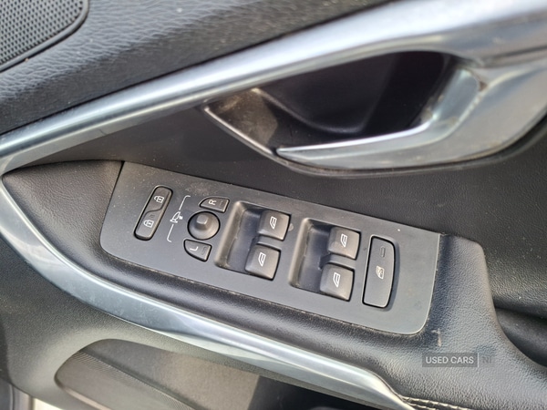 Used Volvo V40 2016 for sale - 77132218: Photo 9