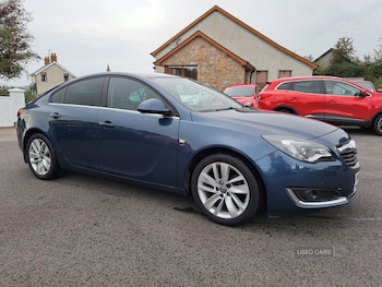 Vauxhall - Insignia