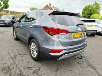 Used Hyundai Santa Fe 2018 for sale - 78890393: Photo