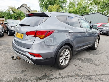 Used Hyundai Santa Fe 2018 for sale - 78890393: Photo