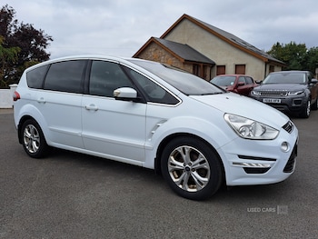 2014 - 2.0 TDCi 140 Titanium 5dr Powershift