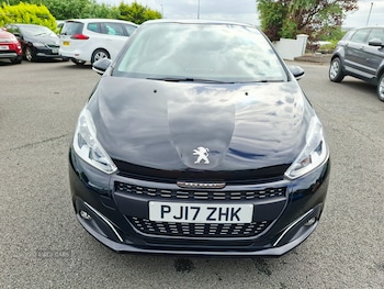 Used Peugeot 208 2017 for sale - 79485183: Photo