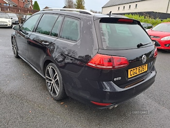 Used Volkswagen Golf 2016 for sale - 76585879: Photo