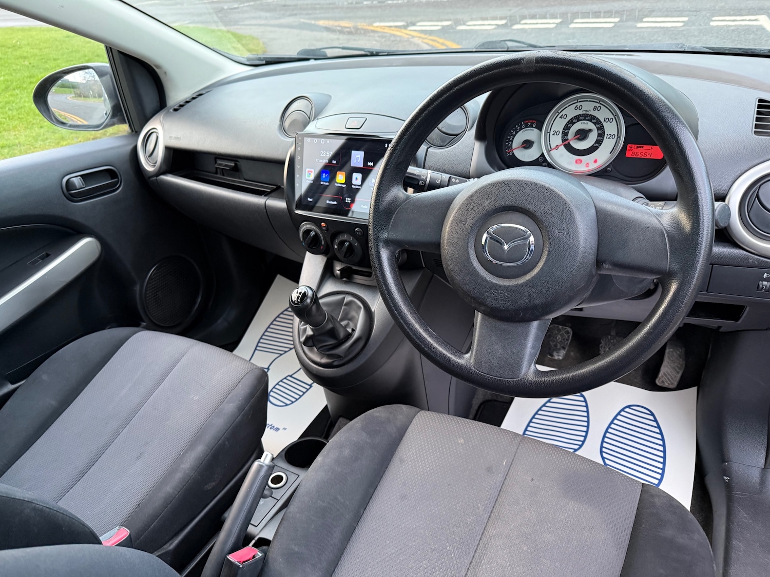 Used Mazda Mazda2 2009 for sale - 77290407: Photo 7