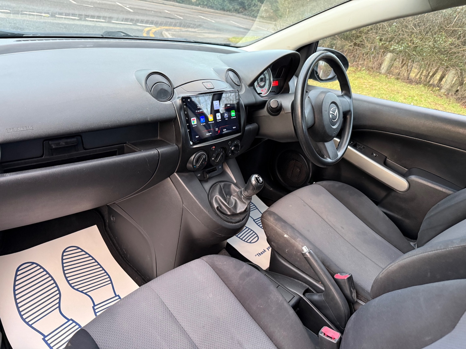 Used Mazda Mazda2 2009 for sale - 77290407: Photo 8