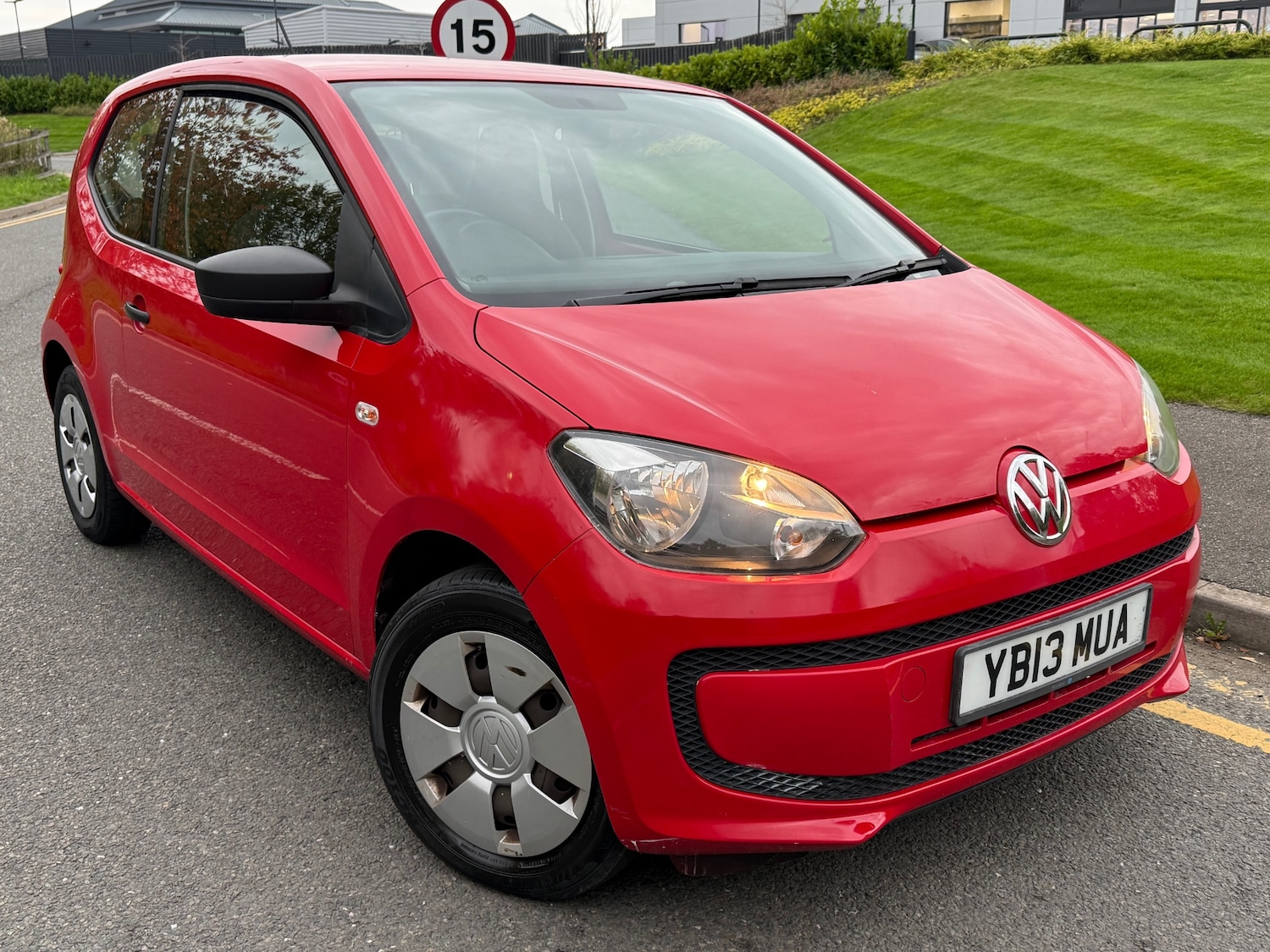Used Volkswagen up! 2013 for sale - 76364006: Photo 1