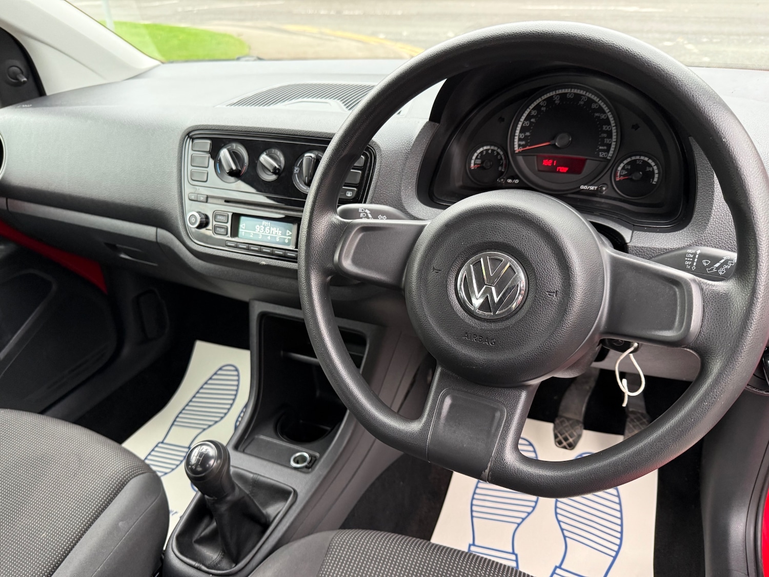 Used Volkswagen up! 2013 for sale - 76364006: Photo 15