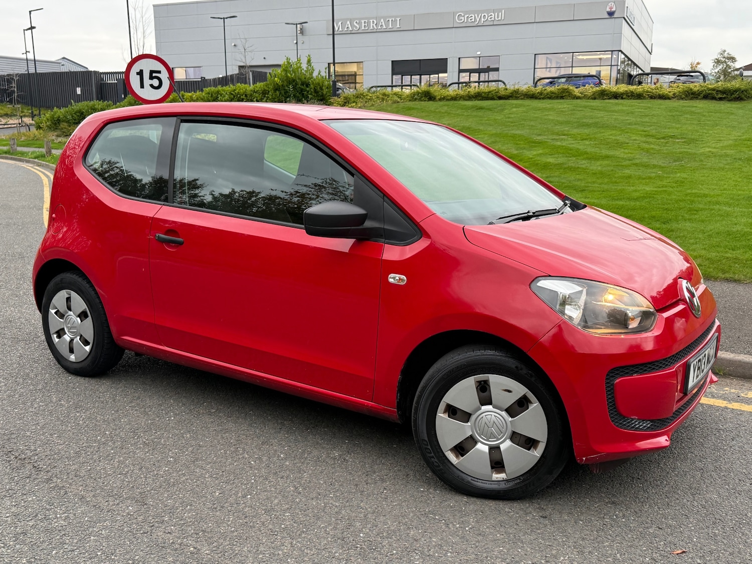 Used Volkswagen up! 2013 for sale - 76364006: Photo 2