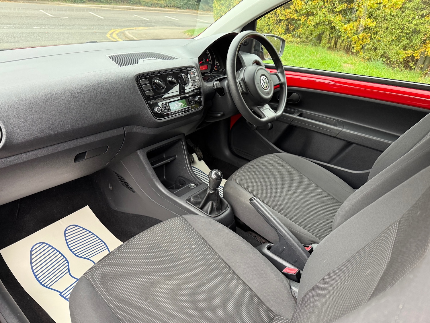 Used Volkswagen up! 2013 for sale - 76364006: Photo 9