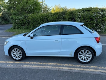 Used Audi A1 2012 for sale - 78454968: Photo
