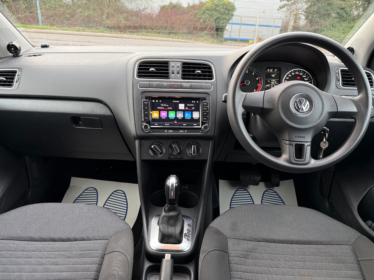 Used Volkswagen Polo 2011 for sale - 77601965: Photo 14