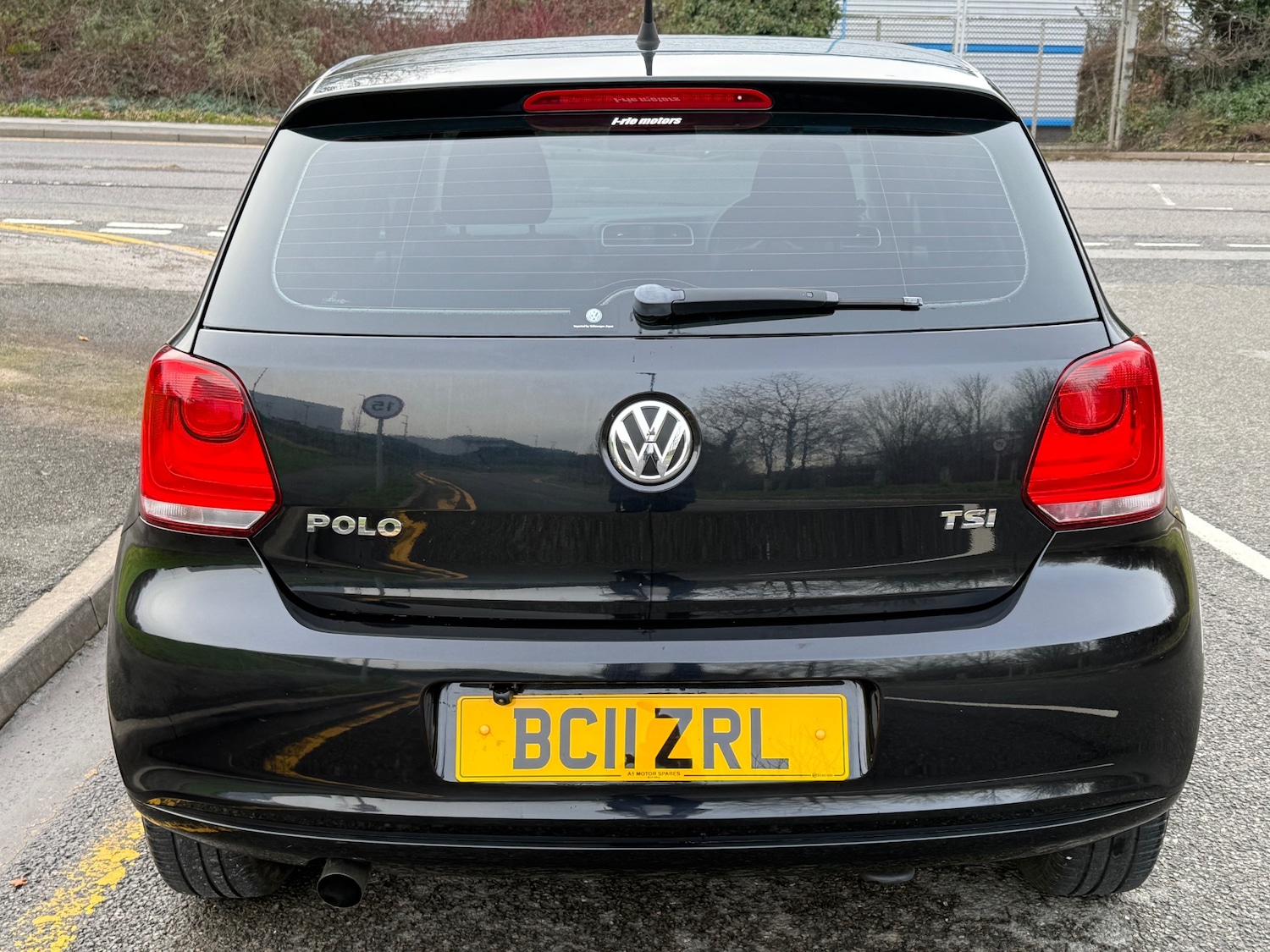 Used Volkswagen Polo 2011 for sale - 77601965: Photo 24