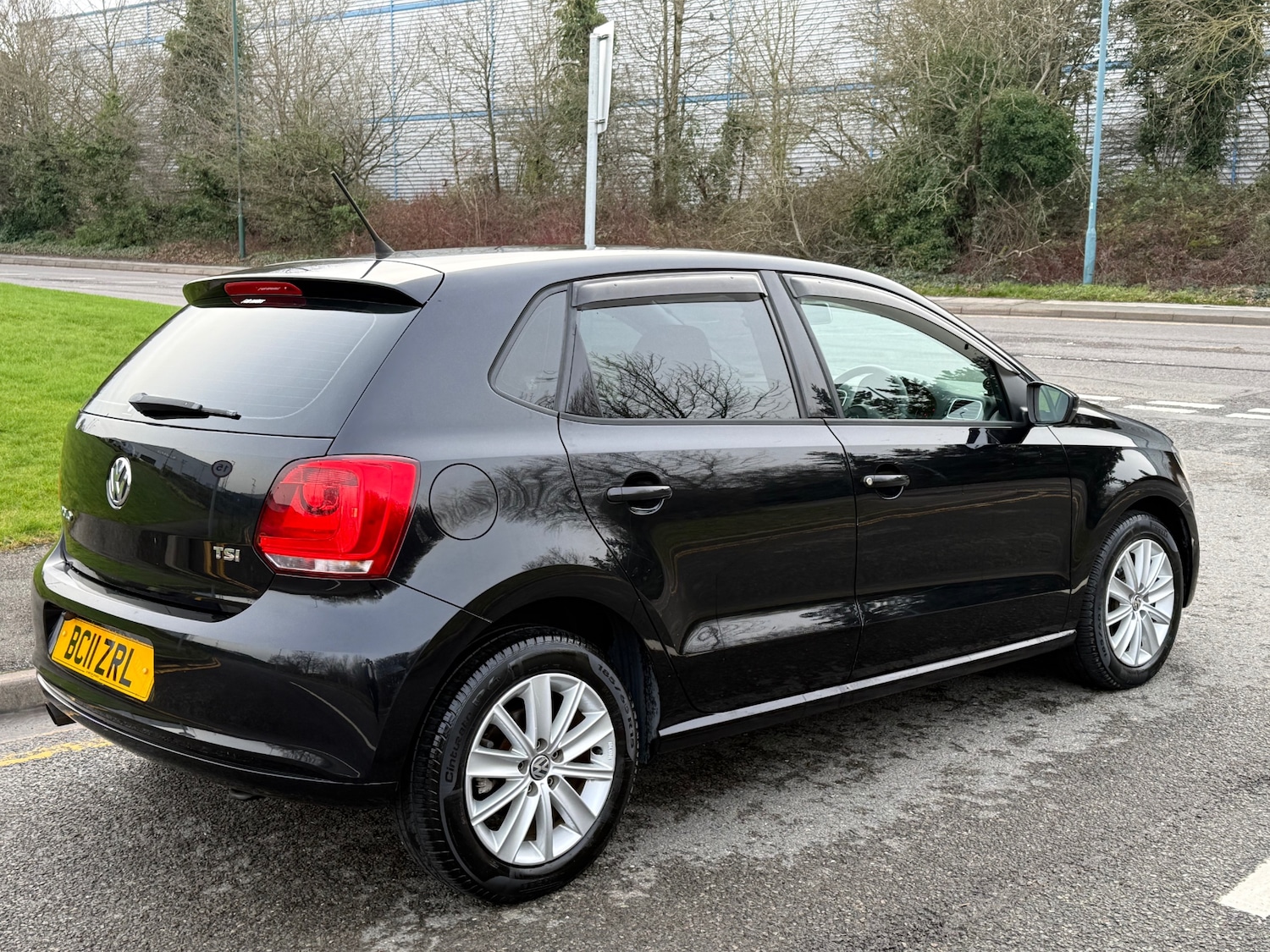 Used Volkswagen Polo 2011 for sale - 77601965: Photo 7