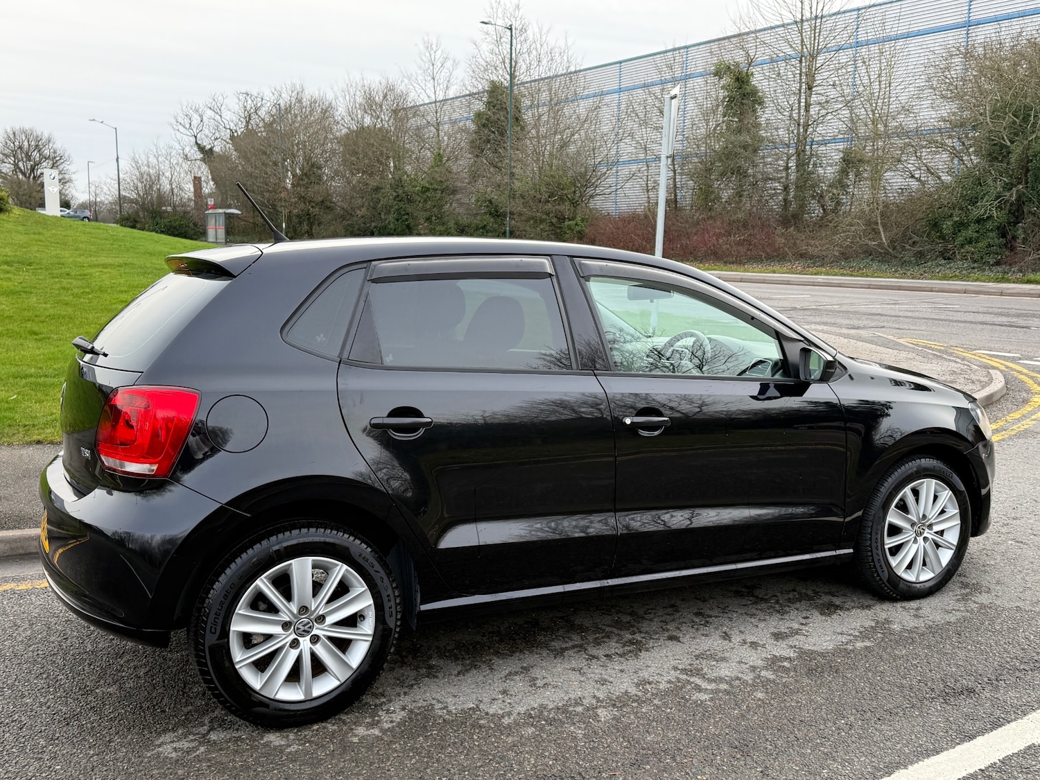 Used Volkswagen Polo 2011 for sale - 77601965: Photo 8