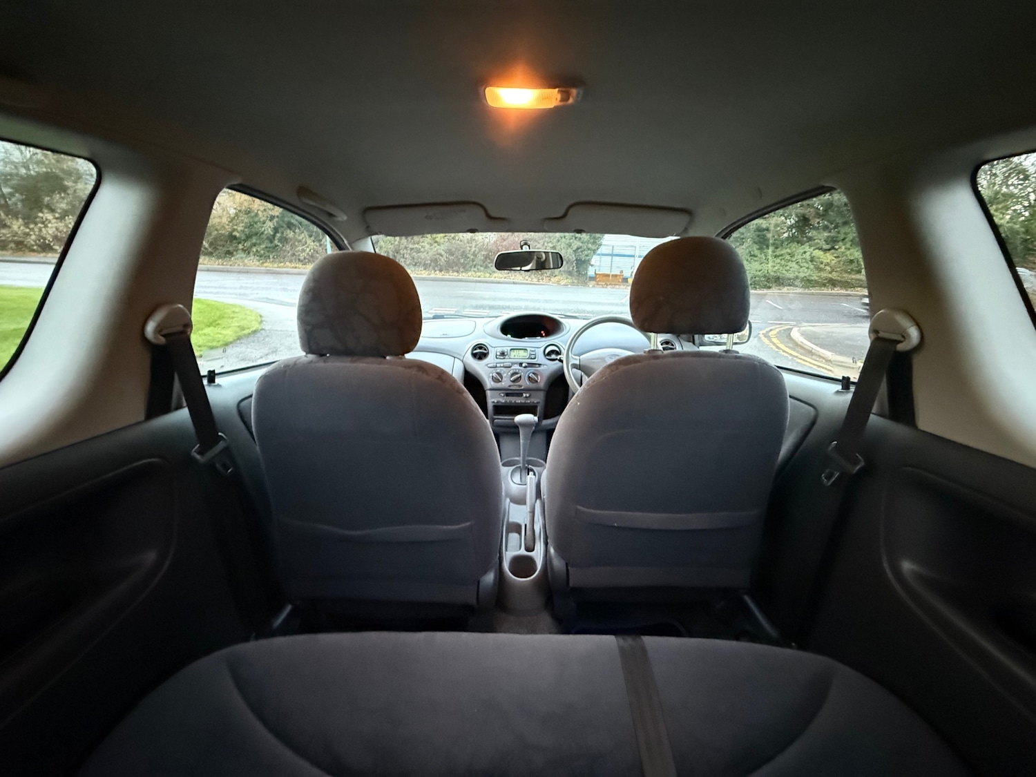 Used Toyota Yaris 2001 for sale - 76855444: Photo 19