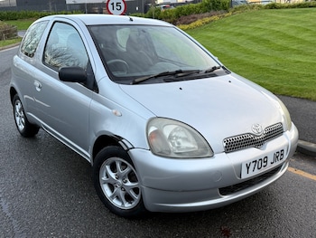 Used Toyota Yaris 2001 for sale - 76855444: Photo