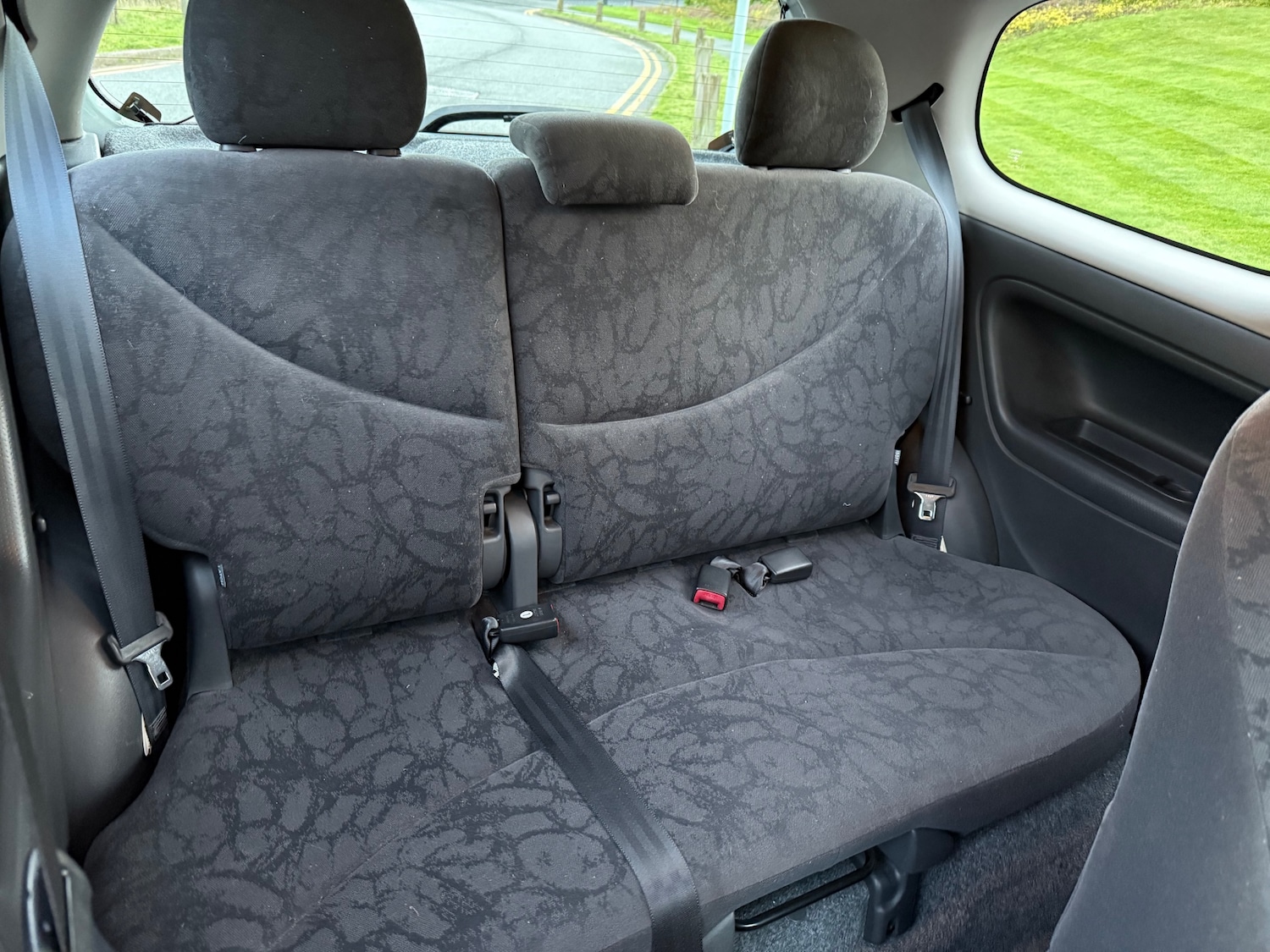 Used Toyota Yaris 2001 for sale - 76855444: Photo 20