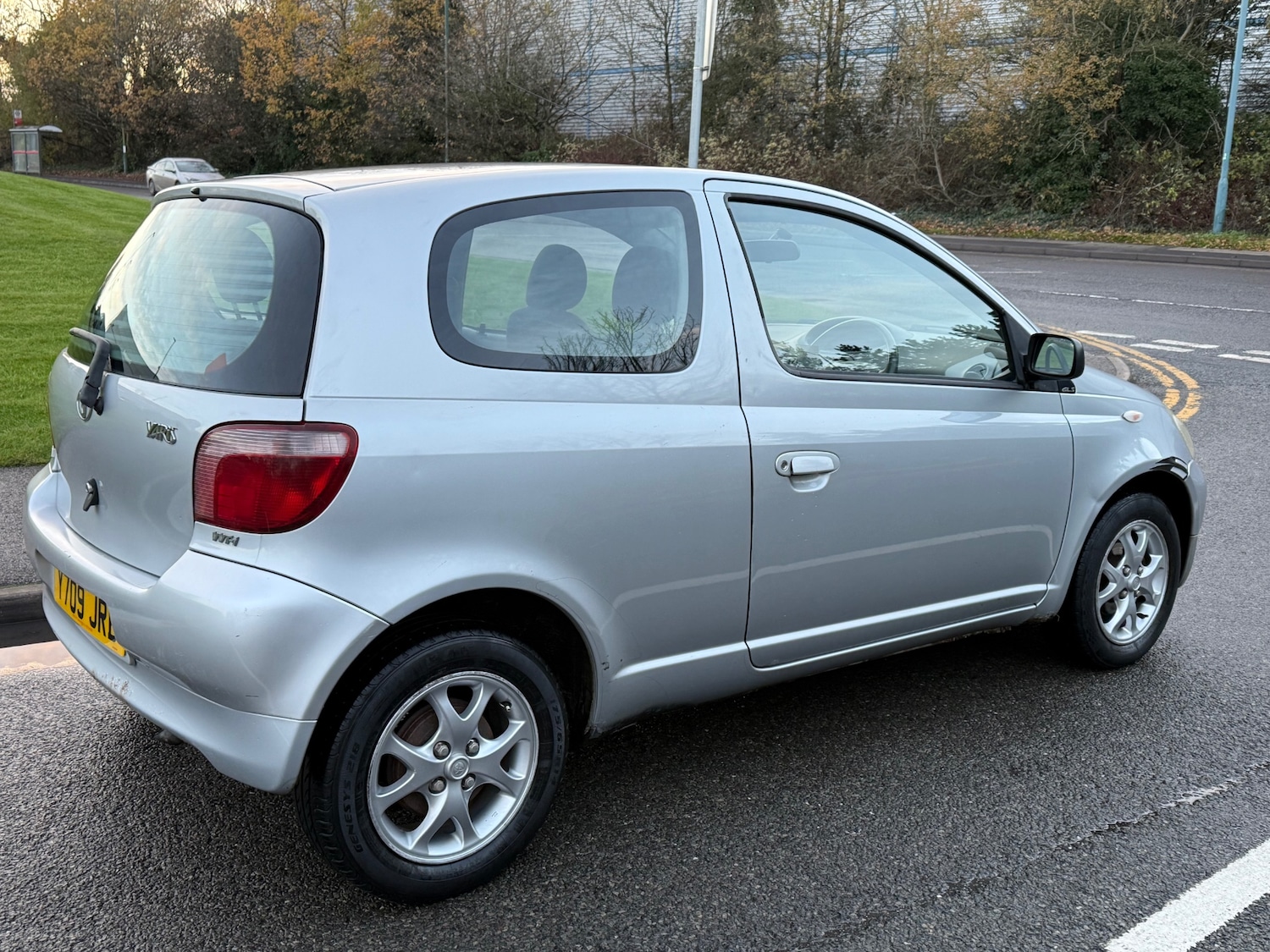 Used Toyota Yaris 2001 for sale - 76855444: Photo 6