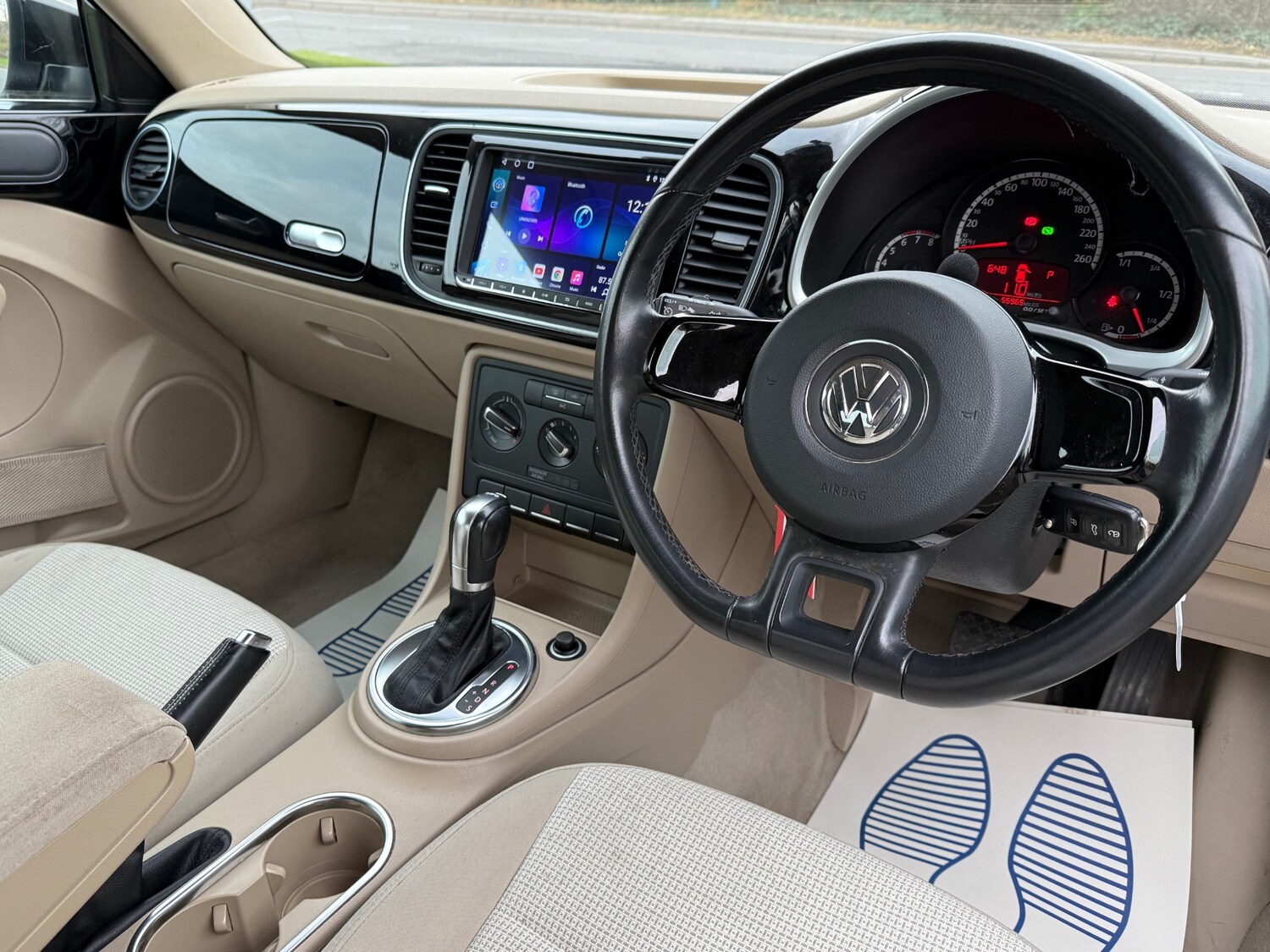 Used Volkswagen Beetle 2024 for sale - 78123715: Photo 19