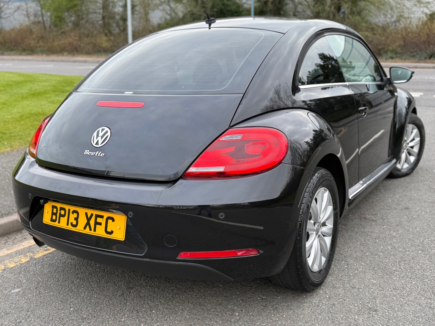 Used Volkswagen Beetle 2024 for sale - 78123715: Photo 9