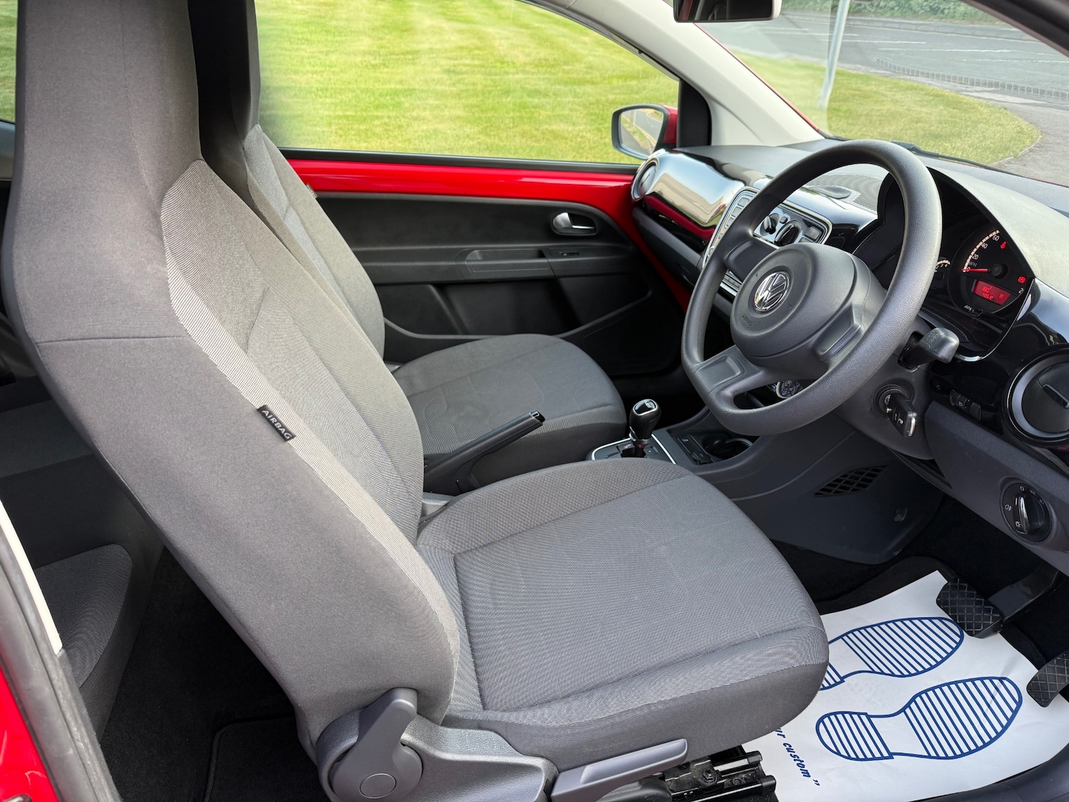 Used Volkswagen up! 2025 for sale - 76567855: Photo 9