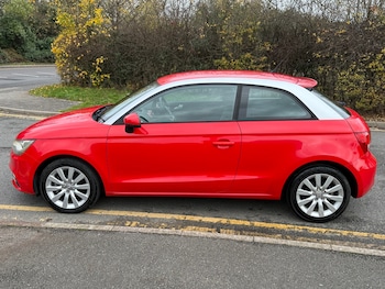 Used Audi A1 2011 for sale - 76527424: Photo