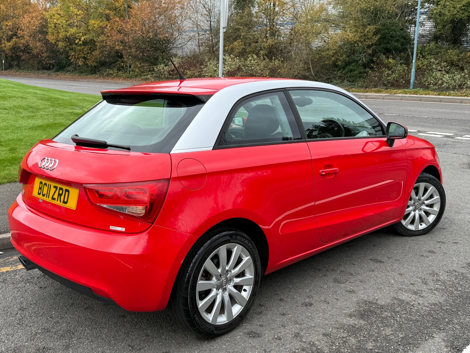 Used Audi A1 2011 for sale - 76527424: Photo 3