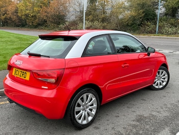 Used Audi A1 2011 for sale - 76527424: Photo
