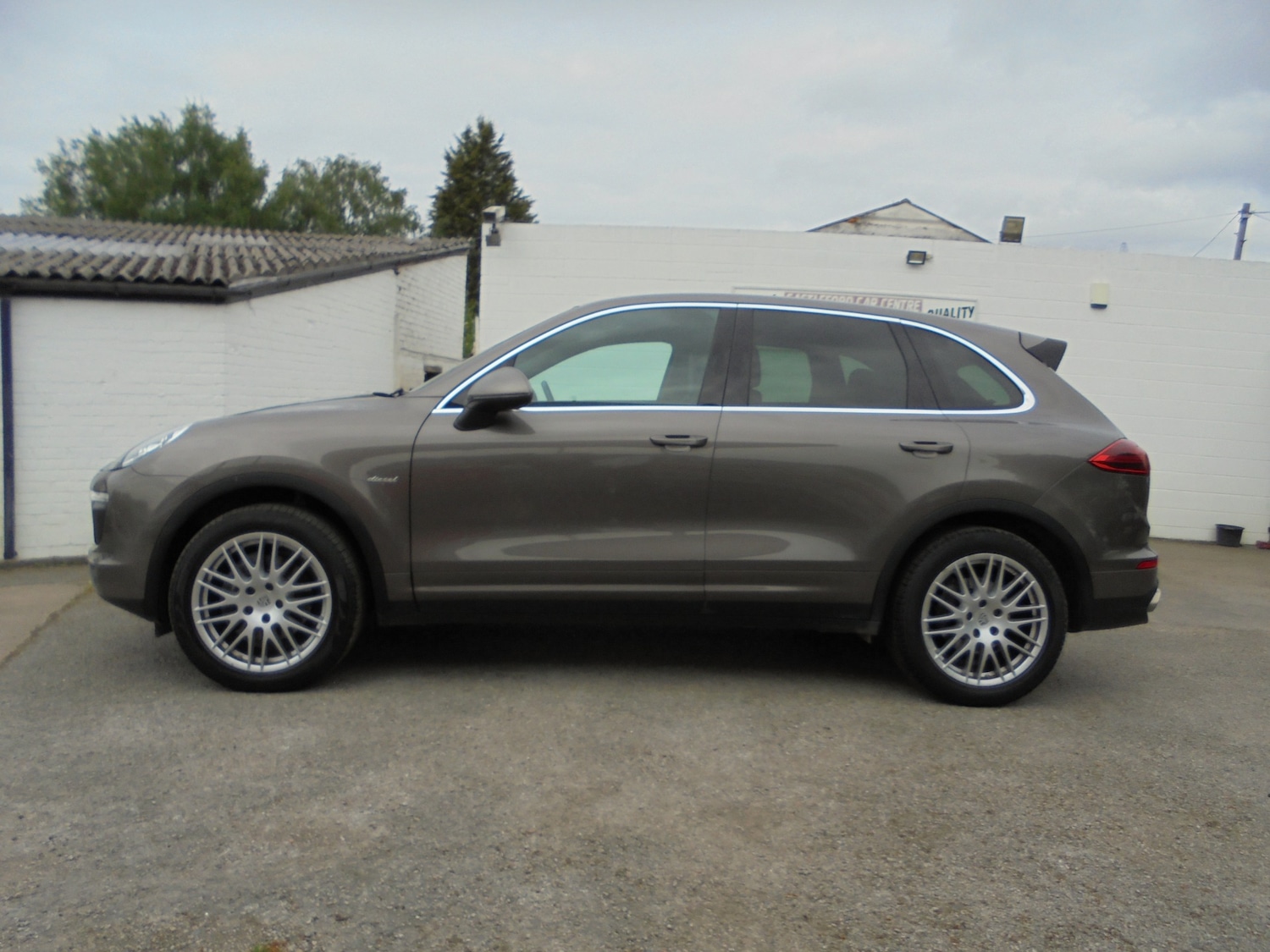 Used Porsche Cayenne 2014 for sale - 74692048: Photo 3