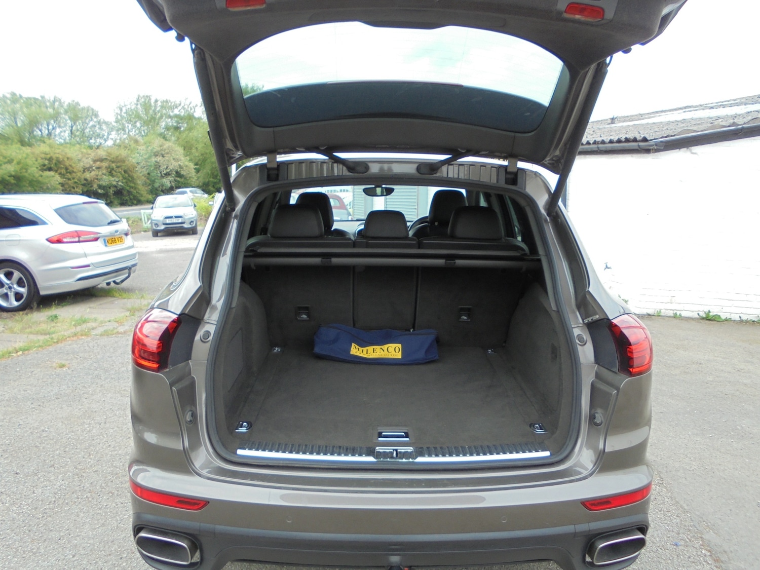 Used Porsche Cayenne 2014 for sale - 74692048: Photo 5