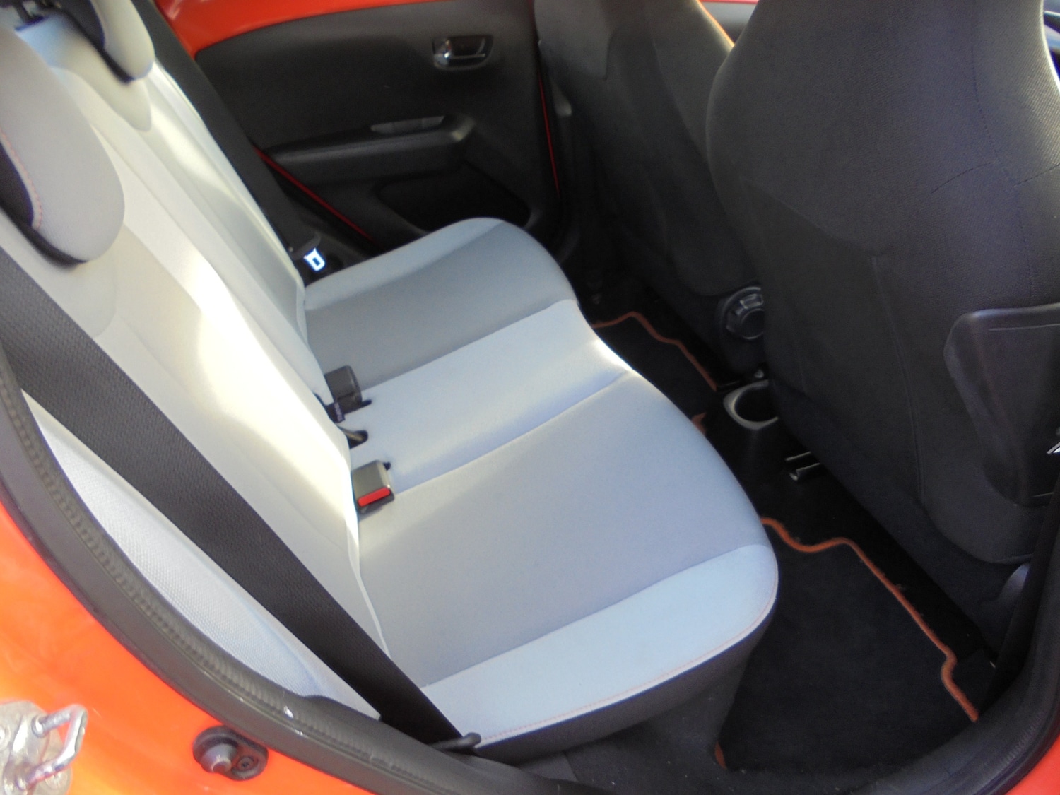 Used Toyota AYGO 2014 for sale - 76401895: Photo 16