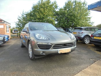 Used Porsche Cayenne 2014 for sale - 79660919: Photo