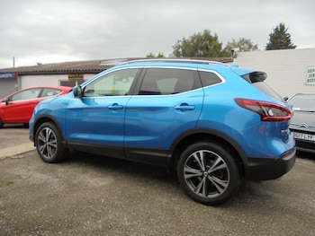 Used Nissan Qashqai 2017 for sale - 75820137: Photo