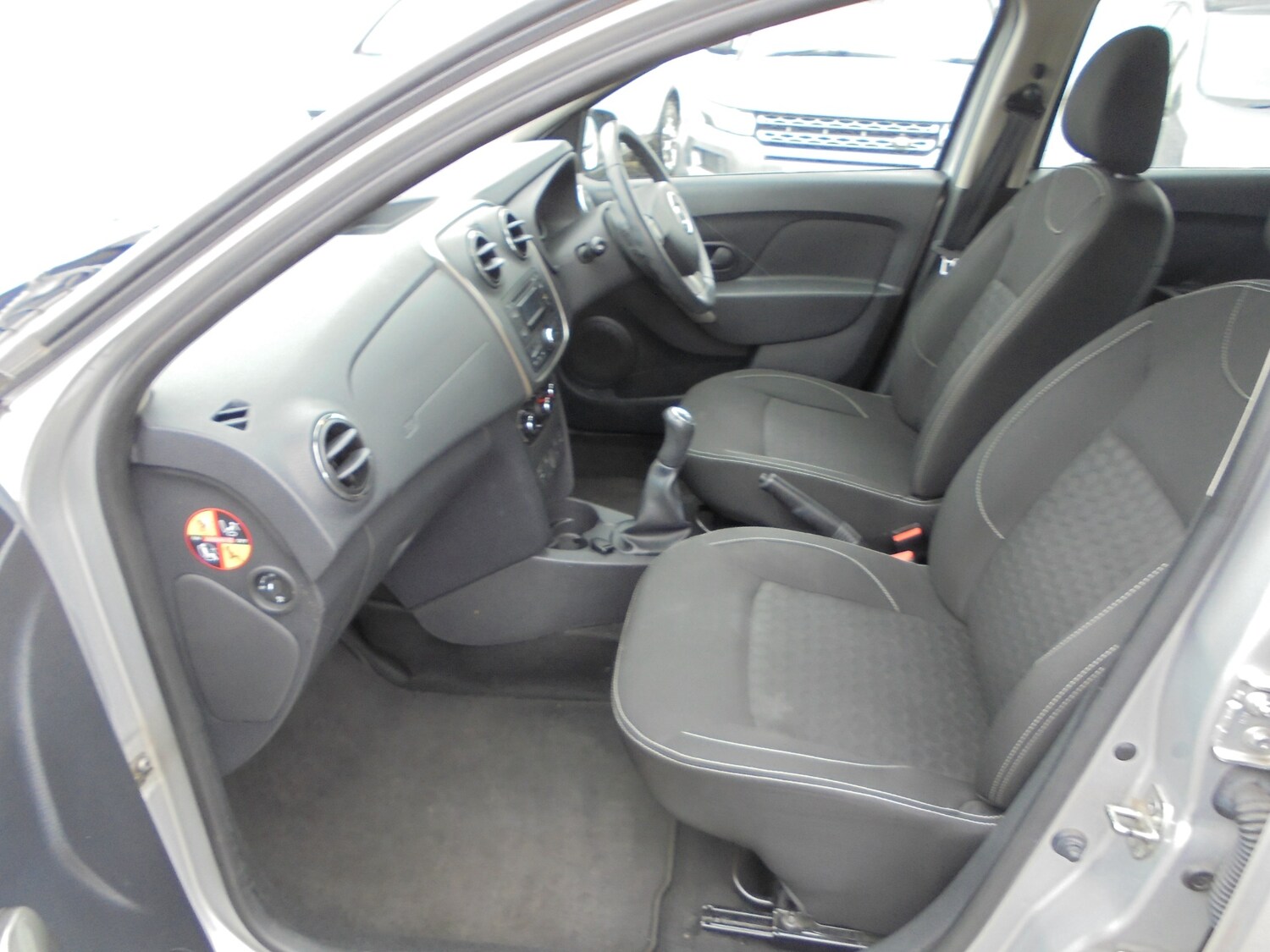 Used Dacia Sandero 2014 for sale - 77996997: Photo 15