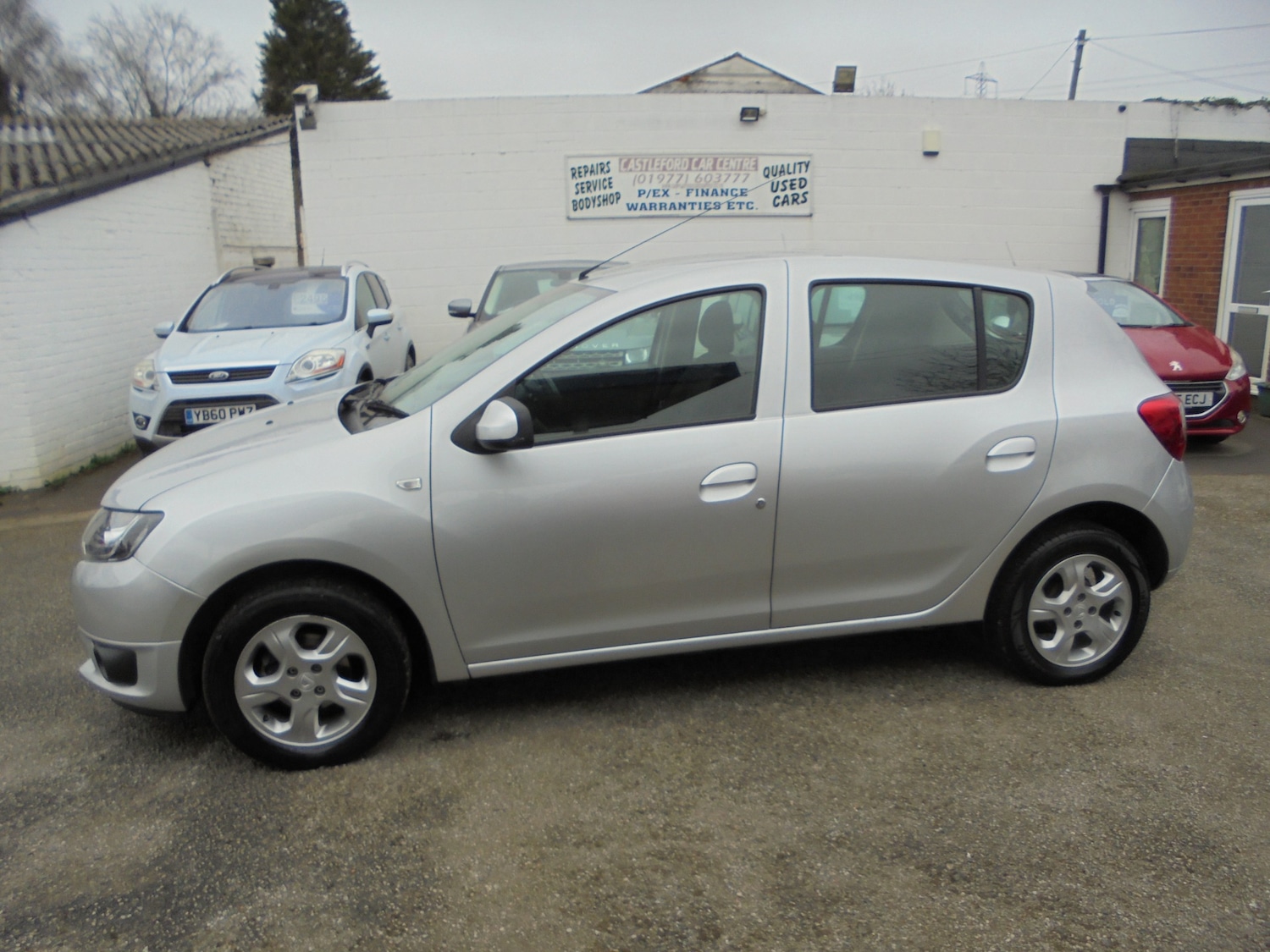 Used Dacia Sandero 2014 for sale - 77996997: Photo 4