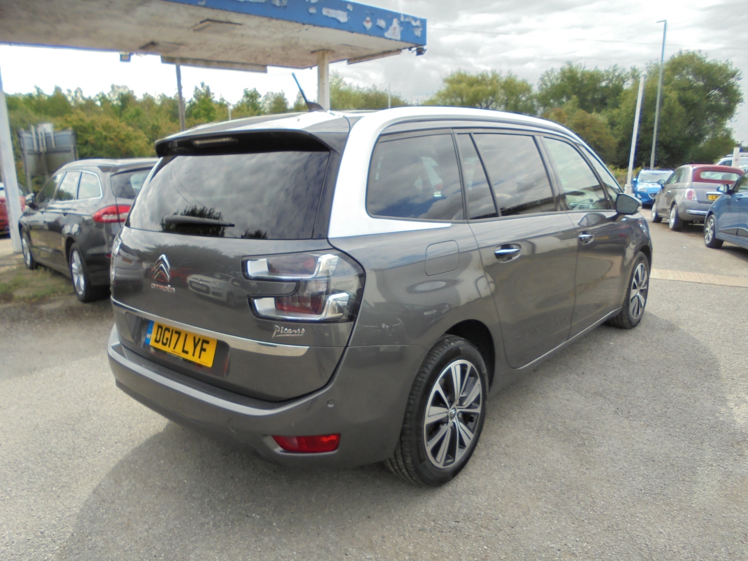 Vehicle 6