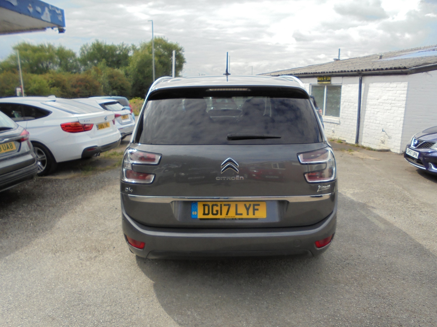 Vehicle 7