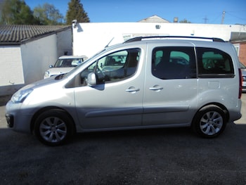 Used Peugeot Partner Tepee 2017 for sale - 78420749: Photo
