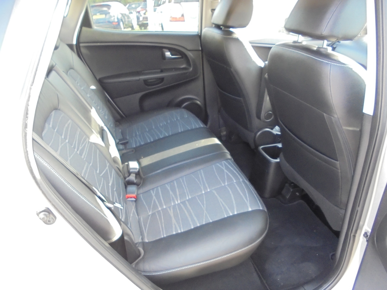 Used Kia Venga 2015 for sale - 76402140: Photo 16