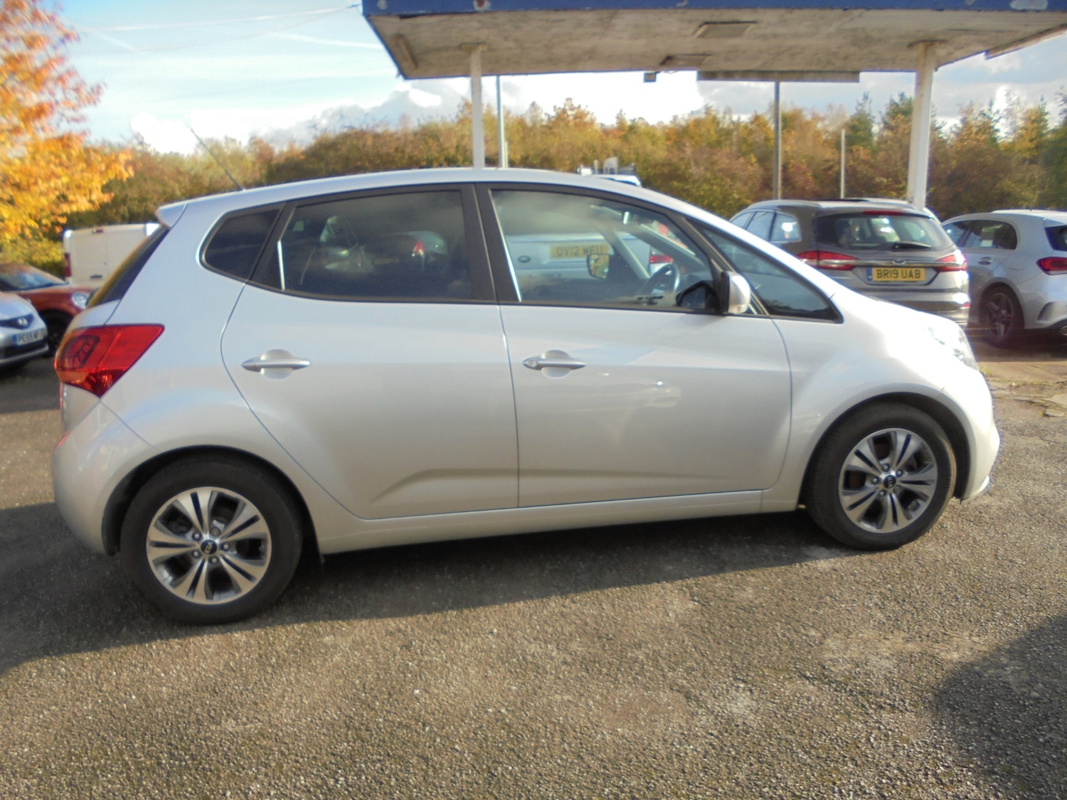 Used Kia Venga 2015 for sale - 76402140: Photo 5