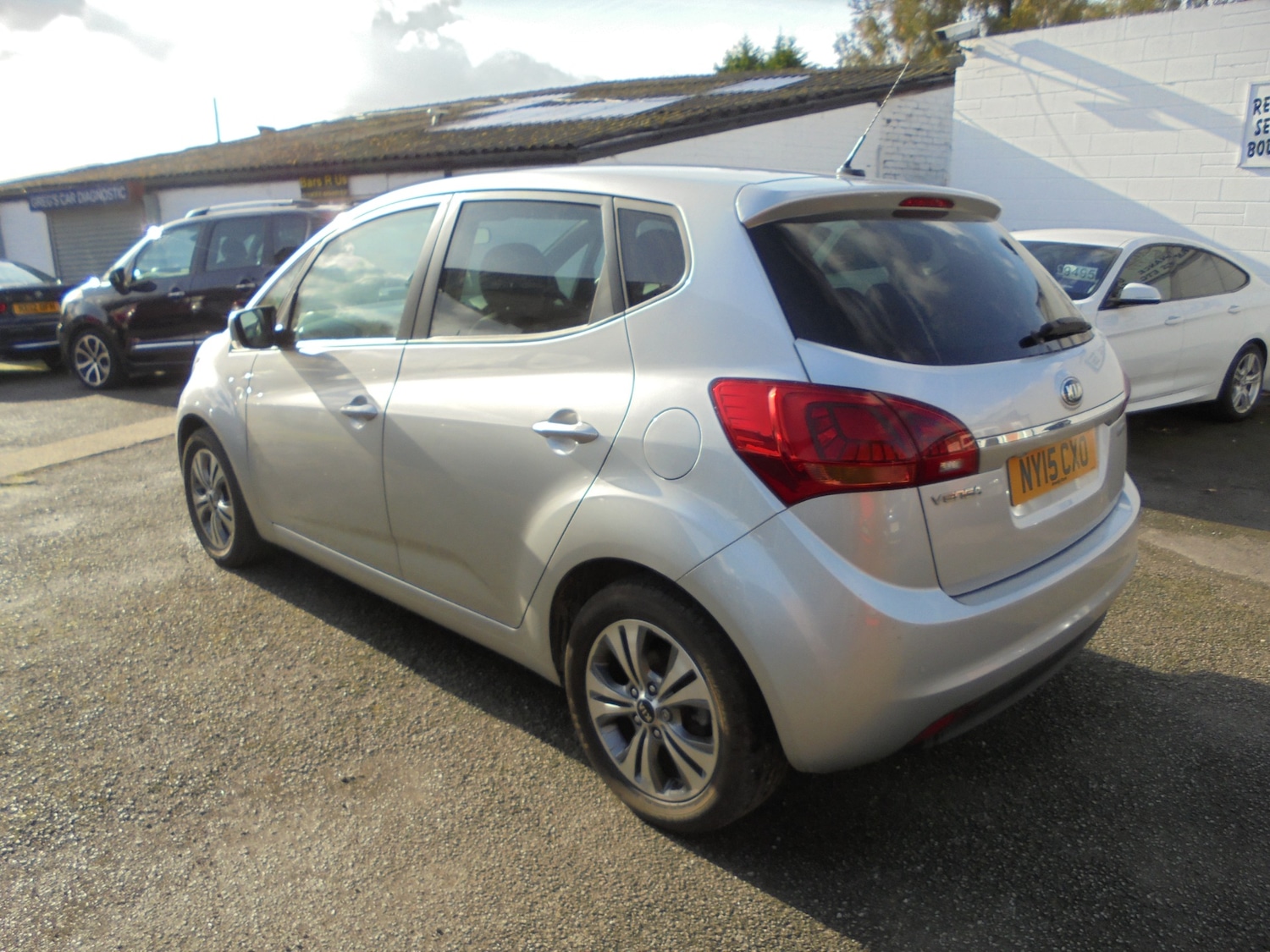 Used Kia Venga 2015 for sale - 76402140: Photo 9