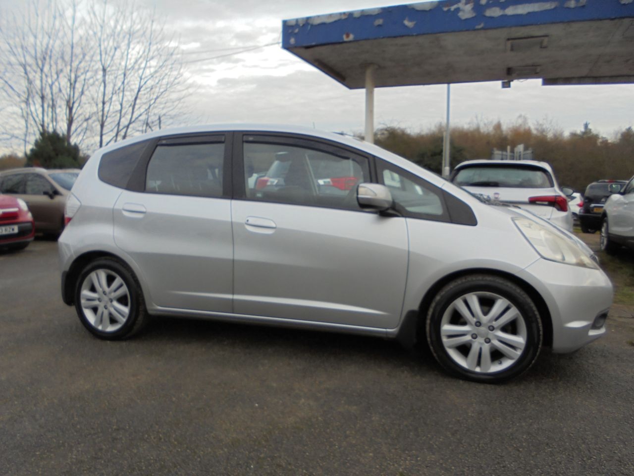 Used Honda Jazz 2009 for sale - 76636881: Photo 2
