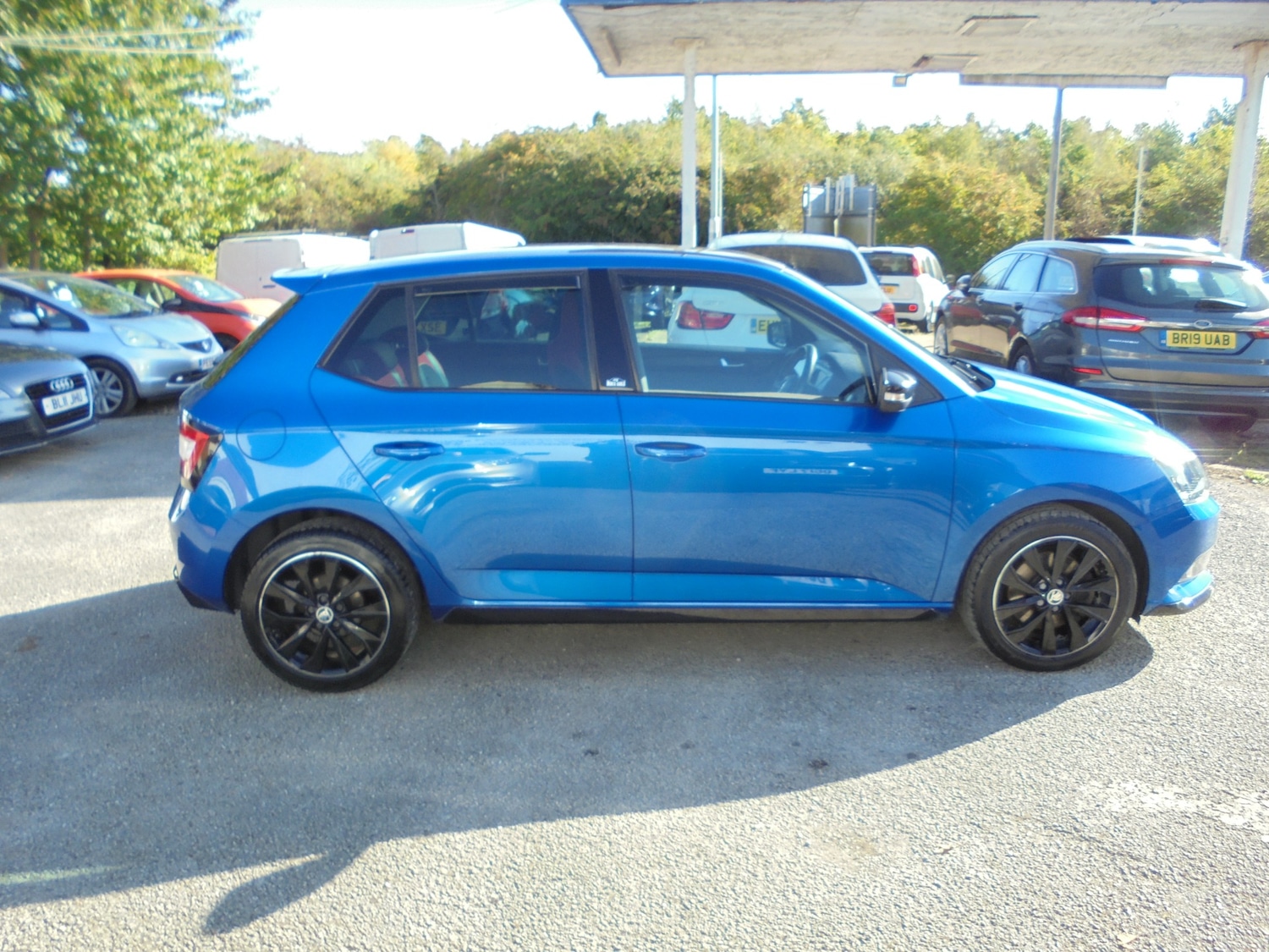 Used Skoda Fabia 2016 for sale - 76064166: Photo 2