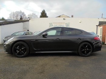 Used Porsche Panamera 2015 for sale - 77310528: Photo