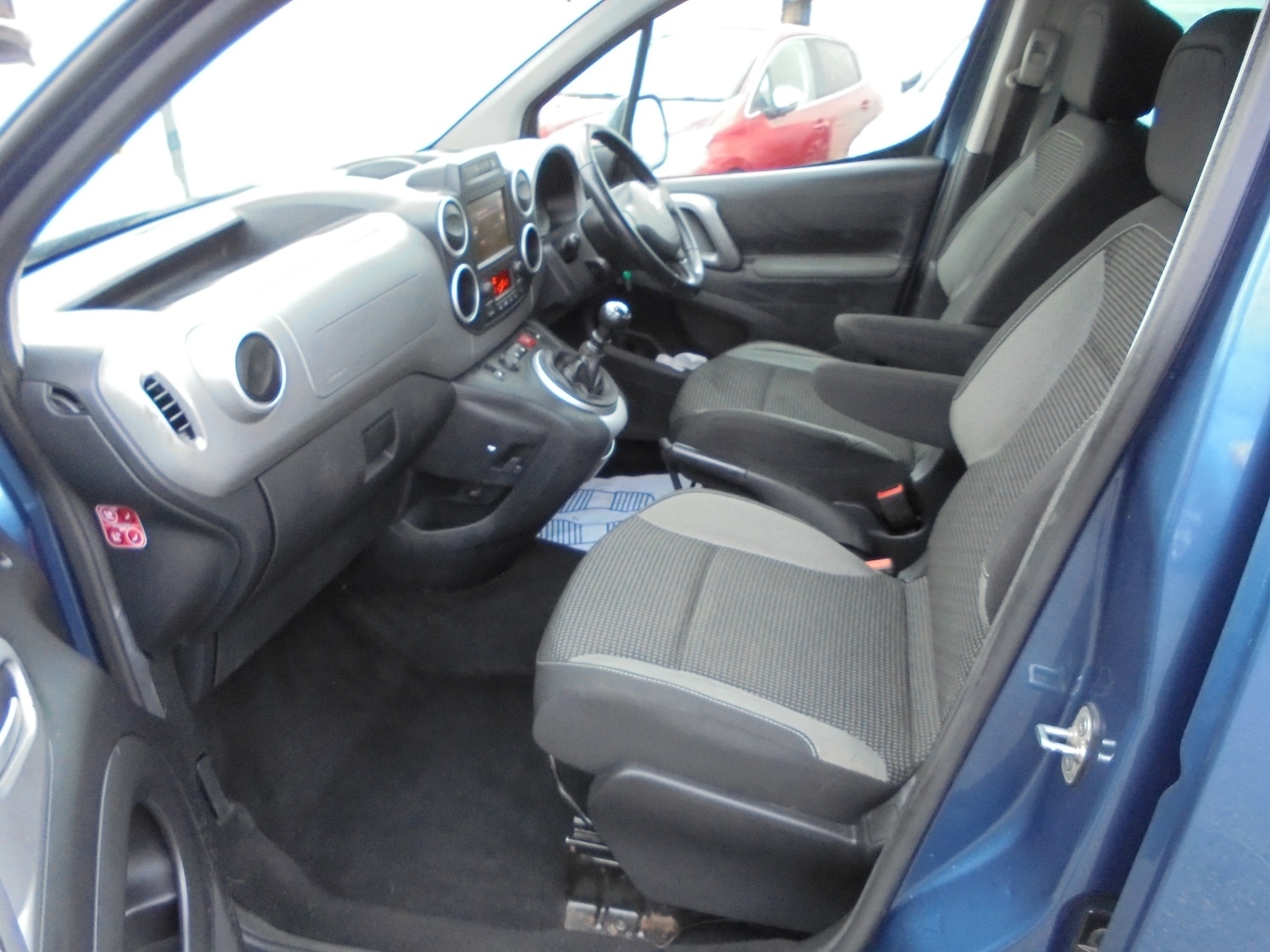 Used Peugeot Partner Tepee 2015 for sale - 76611477: Photo 13