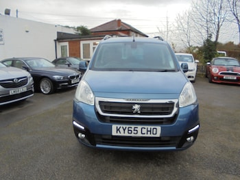 Used Peugeot Partner Tepee 2015 for sale - 76611477: Photo