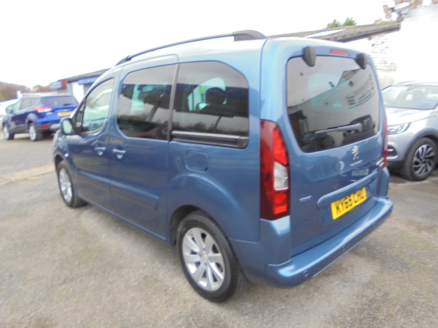 Used Peugeot Partner Tepee 2015 for sale - 76611477: Photo 9